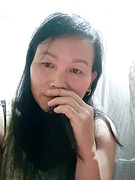 Snapshot of Lili-123k chatting on December 2025 05:21:02 PM Lili-123k online show from December 2025 05:21:02 PM