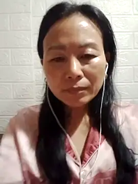 Lili-123k online show from March 2026 06:02:01 PM