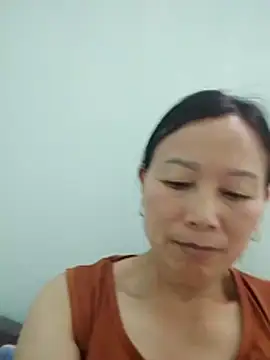 Lili-123k online show from April 2026 01:34:02 PM