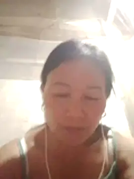 Lili-123k online show from April 2026 02:52:02 PM
