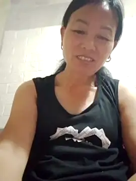 Lili-123k online show from May 2026 09:43:01 PM