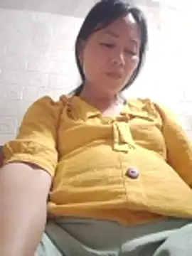Lili-123k online show from May 2026 05:52:01 PM