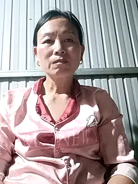 Lili-123k online show from May 2026 10:43:01 AM