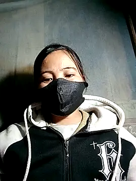 Snapshot of felicity_chloe chatting on February 2026 12:11:01 PM felicity chloe online show from February 2026 12:11:01 PM