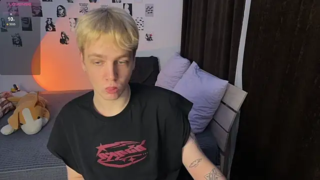 olivertasty2 online show from December 2025 05:42:02 PM