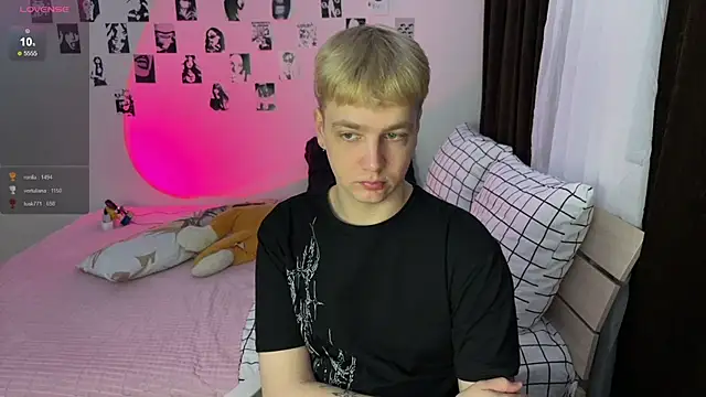 olivertasty2 online show from December 2025 01:05:01 PM