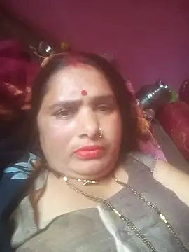 Your-shreya143 online show from May 2026 07:25:01 AM