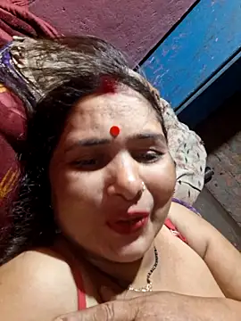 Your-shreya143 online show from May 2026 08:14:02 PM