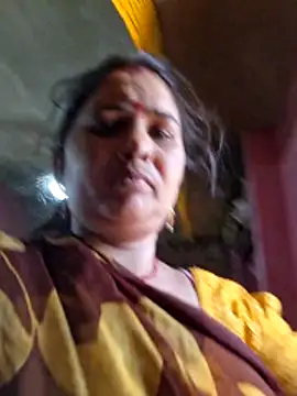Your-shreya143 online show from May 2026 06:09:01 AM