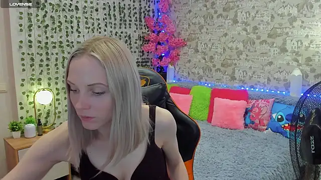 Gina Gina love online show from May 2026 04:29:02 AM