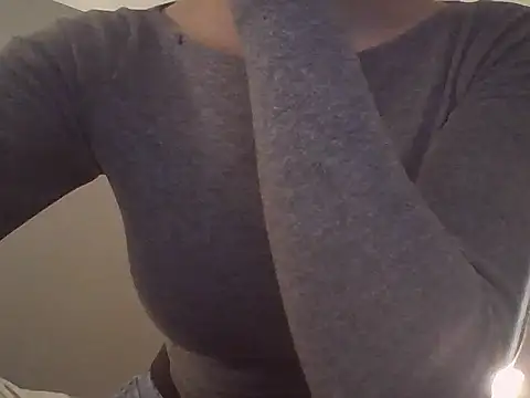 Snapshot of __RITA__ chatting on December 2025 09:10:02 PM RITA online show from December 2025 09:10:02 PM