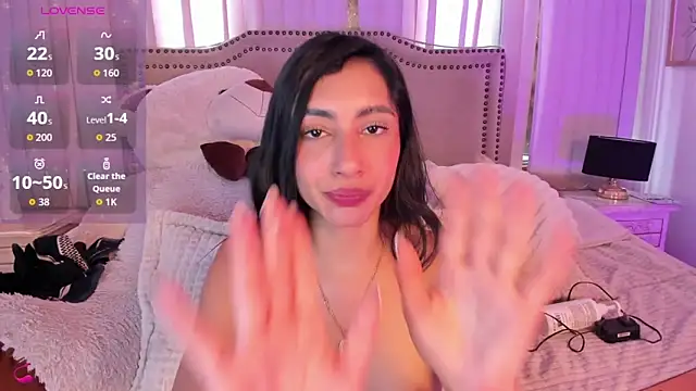 Snapshot of lya__brown chatting on May 2026 04:04:02 PM lya brown online show from May 2026 04:04:02 PM