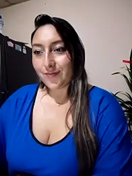 Snapshot of Valeria_montana_ chatting on December 2025 11:43:01 PM Valeria montana online show from December 2025 11:43:01 PM