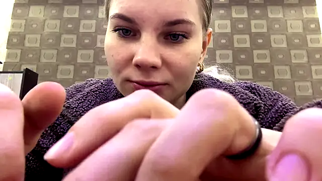 Snapshot of Vaniasa_2007 chatting on December 2025 01:23:01 AM Vaniasa 2007 online show from December 2025 01:23:01 AM