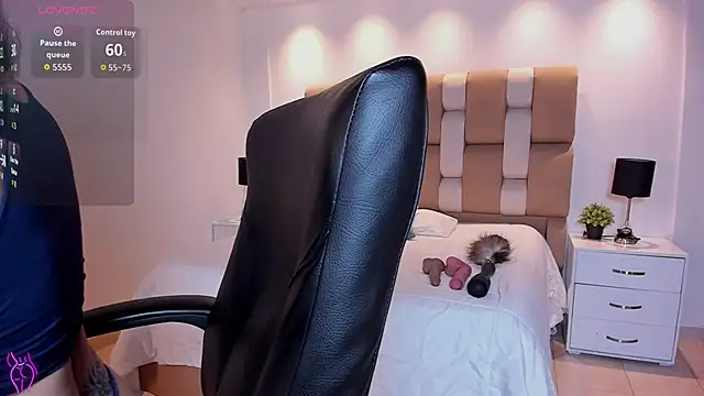 Ambar Cooxx online show from April 2026 10:48:01 AM