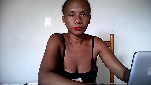 Snapshot of GrethaVianna chatting on February 2026 12:14:01 PM GrethaVianna online show from February 2026 12:14:01 PM