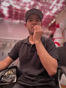 Snapshot of SweeXioji chatting on March 2026 08:45:01 PM SweeXioji online show from March 2026 08:45:01 PM