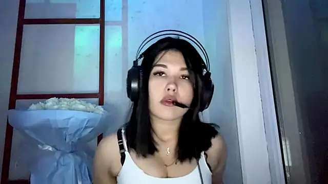 Snapshot of Lolamein chatting on December 2025 08:59:02 PM Lolamein online show from December 2025 08:59:02 PM