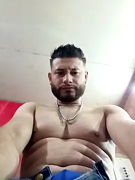 Snapshot of MaxSteel_x chatting on December 2025 02:54:02 AM MaxSteel x online show from December 2025 02:54:02 AM