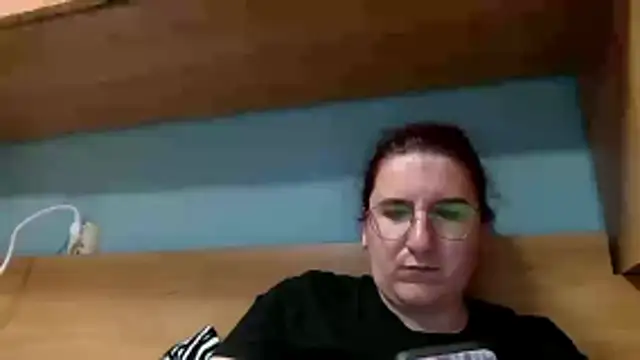 Dana92va online show from April 2026 02:42:01 PM