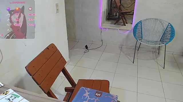 Snapshot of maxI_dick33 chatting on February 2026 10:38:02 PM maxI dick33 online show from February 2026 10:38:02 PM