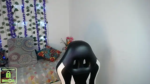 Mia Duque1999 online show from March 2026 07:57:01 PM