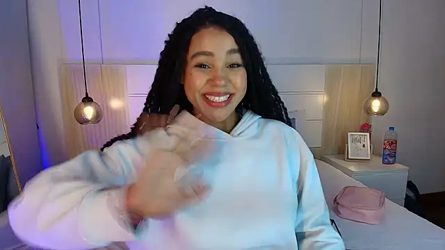 Snapshot of tamara_walter chatting on December 2025 07:53:02 PM tamara walter online show from December 2025 07:53:02 PM