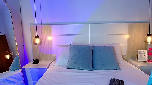 Snapshot of tamara_walter chatting on December 2025 03:29:01 PM tamara walter online show from December 2025 03:29:01 PM