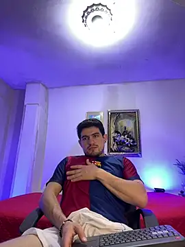 williamsmiiths16 online show from February 2026 03:16:02 PM