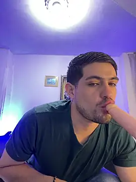 williamsmiiths16 online show from March 2026 11:16:02 AM