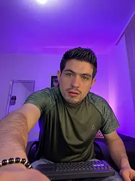 williamsmiiths16 online show from April 2026 10:10:02 AM