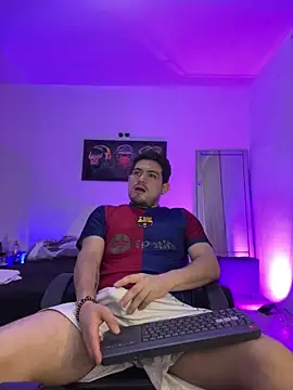 williamsmiiths16 online show from May 2026 11:42:02 AM