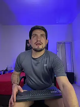 williamsmiiths16 online show from May 2026 10:05:01 PM