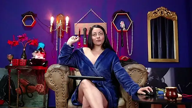 Snapshot of LunaTikka chatting on January 2026 02:47:02 AM LunaTikka online show from January 2026 02:47:02 AM