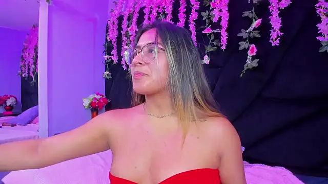 Freyaa Millerr  online show from February 2026 03:03:02 AM