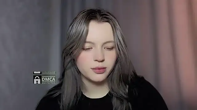 Snapshot of DollarBunny chatting on December 2025 07:24:01 AM DollarBunny online show from December 2025 07:24:01 AM