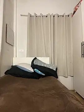 voganmarie online show from February 2026 11:57:02 AM