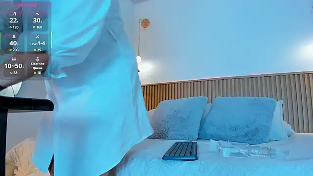 Snapshot of Lily_Cole27 chatting on December 2025 11:27:02 AM Lily Cole27 online show from December 2025 11:27:02 AM