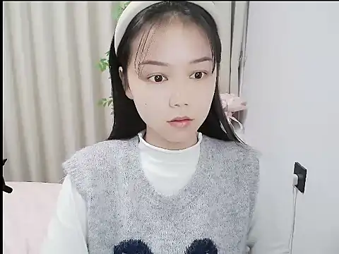 Snapshot of mili923 chatting on January 2026 01:50:01 PM mili923 online show from January 2026 01:50:01 PM