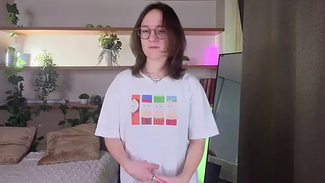 ChongFefer online show from December 2025 01:43:02 AM