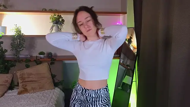 ChongFefer online show from December 2025 01:11:01 AM