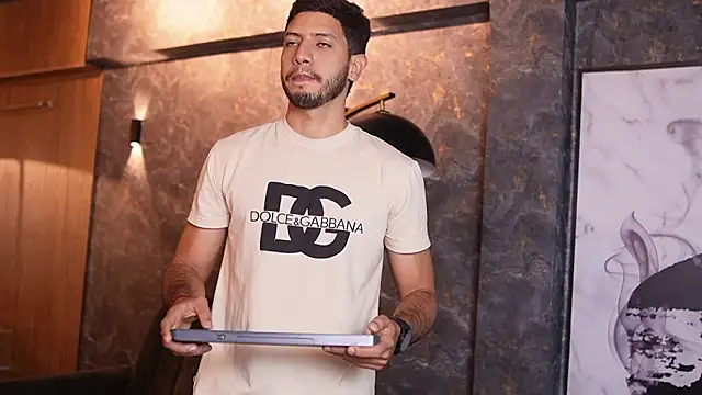 Snapshot of Thiago_Voss chatting on December 2025 12:31:02 PM Thiago Voss online show from December 2025 12:31:02 PM