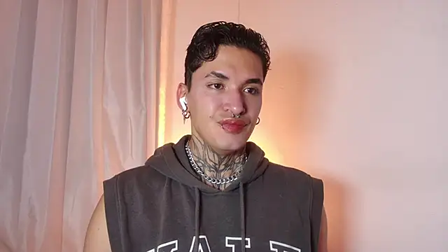 AlecBanne online show from January 2026 11:10:01 PM