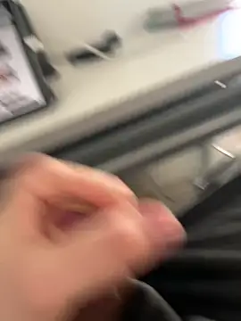 hannes256102 online show from March 2026 03:08:01 PM