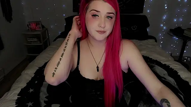 Snapshot of MaryMary_ chatting on November 2025 02:23:02 AM MaryMary online show from November 2025 02:23:02 AM