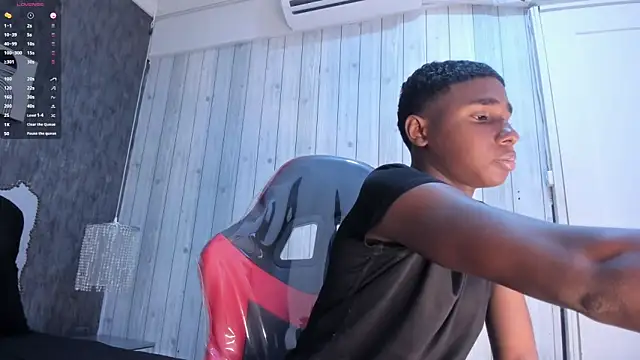 Snapshot of teylor_lovee chatting on January 2026 08:34:01 PM teylor lovee online show from January 2026 08:34:01 PM