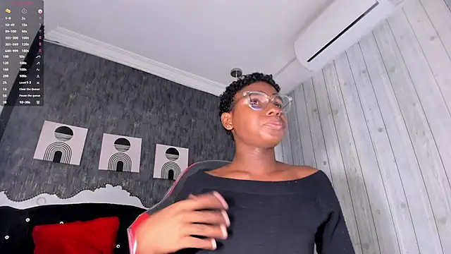 teylor lovee online show from March 2026 08:04:01 PM