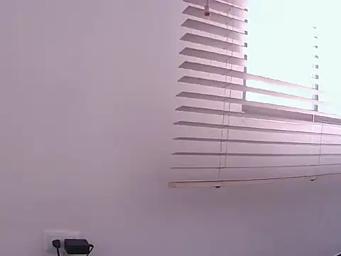 Snapshot of Fernanda_andrew chatting on March 2026 04:46:01 PM Fernanda andrew online show from March 2026 04:46:01 PM