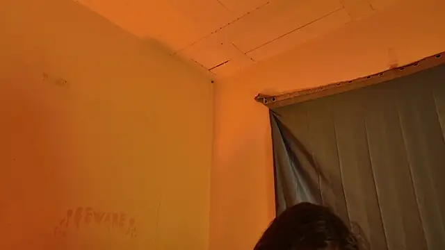 MoonLipsON- online show from April 2026 10:13:01 AM