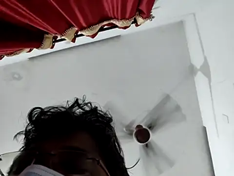 Snapshot of Big1Heart chatting on December 2025 07:43:01 PM Big1Heart online show from December 2025 07:43:01 PM